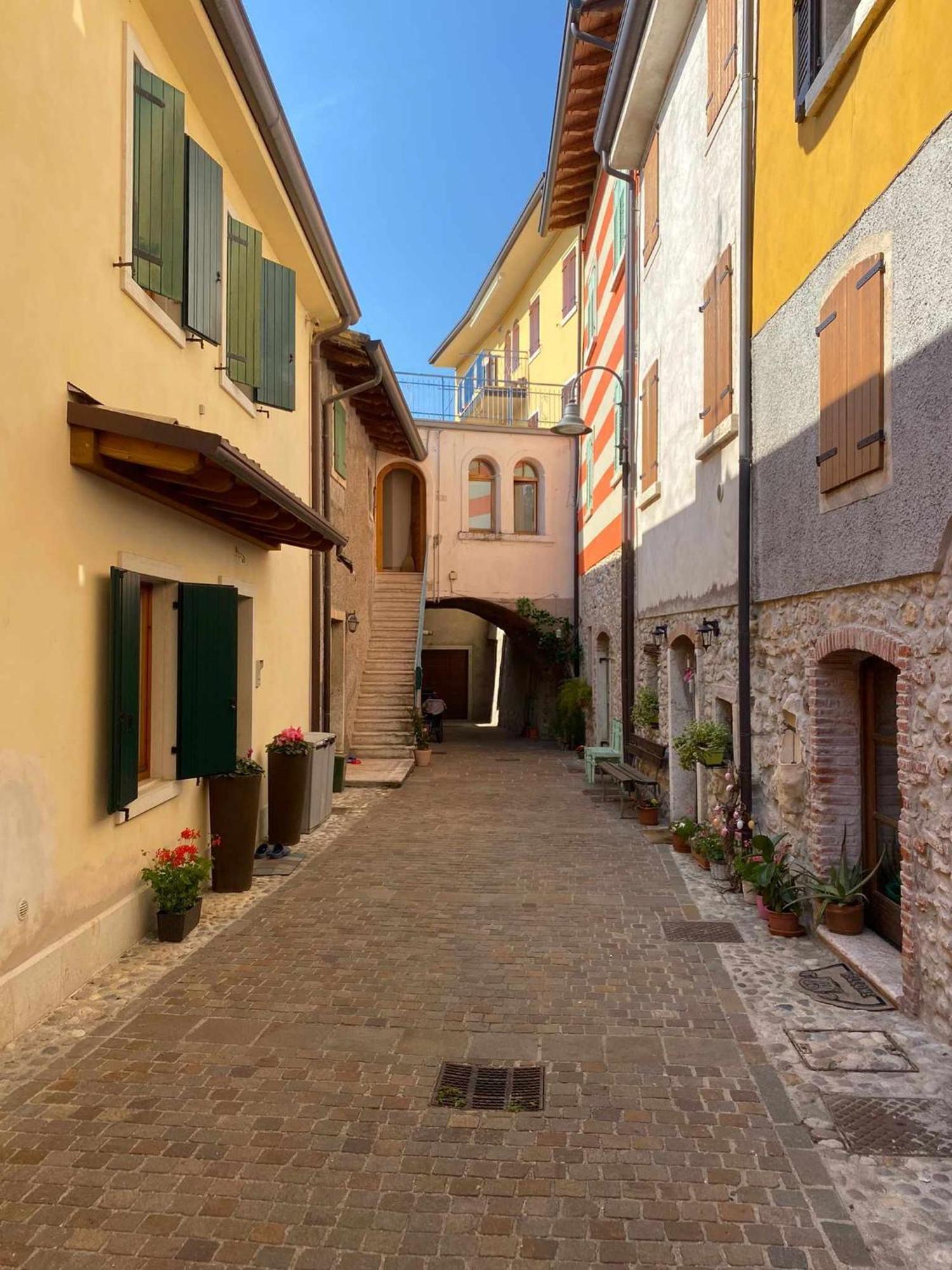Dimora Belvedere Rustico Vista Lago Wifi Costermano Exterior foto